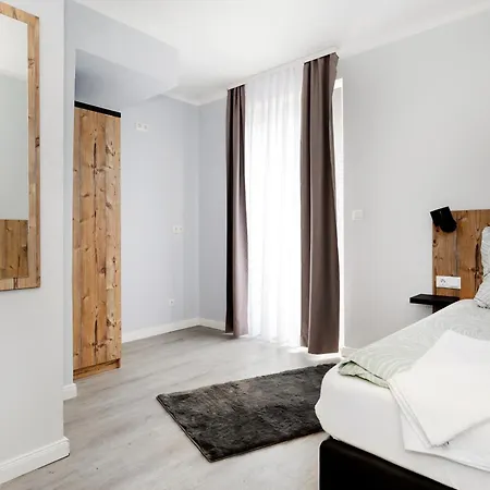 D & D Weserpension *