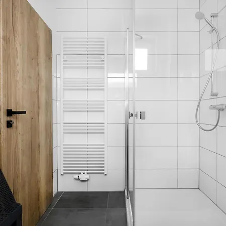 招待所 D & D Weserpension Hassbergen