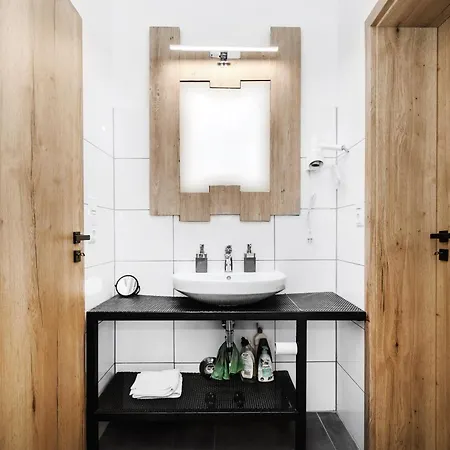 招待所 D & D Weserpension Hassbergen