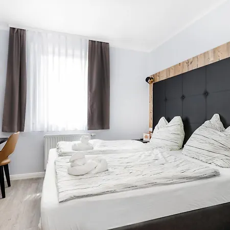 D & D Weserpension 招待所 Hassbergen